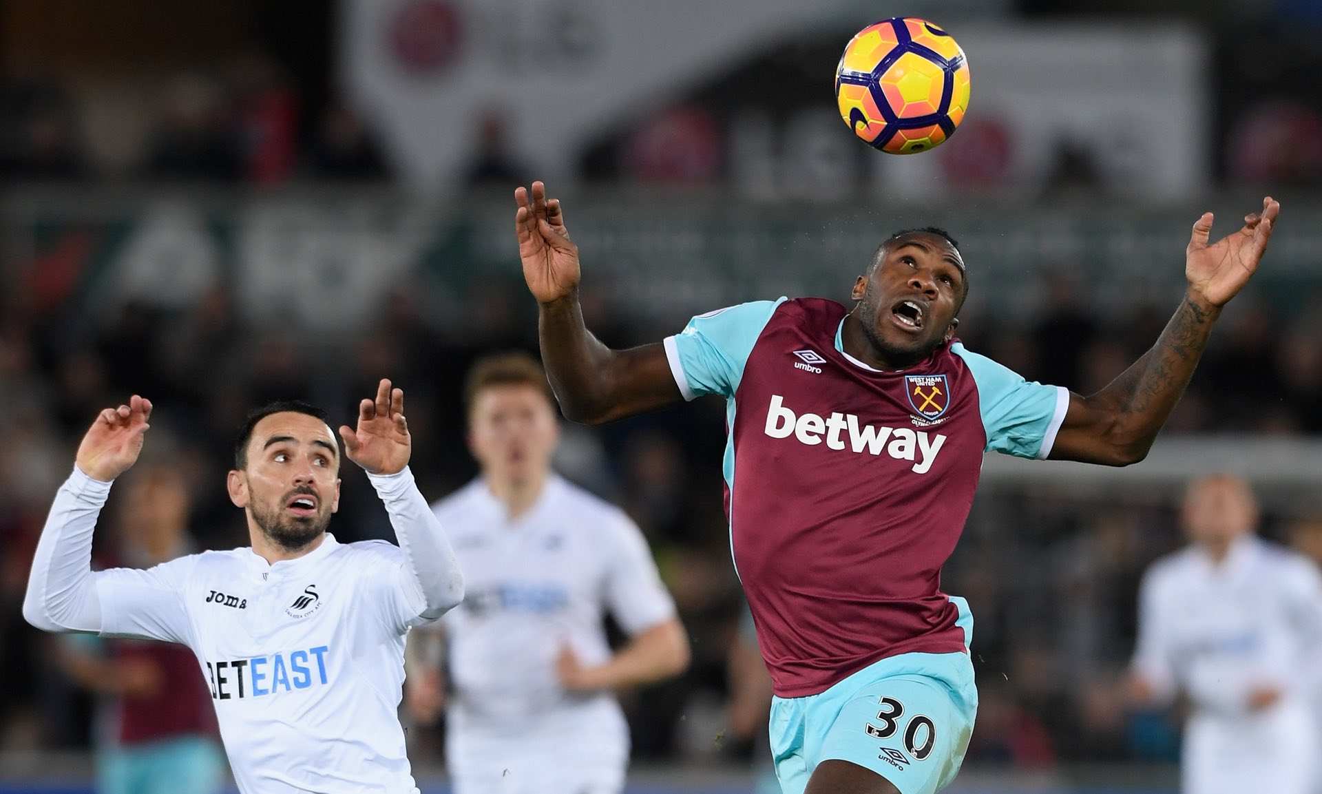 更多的进攻 更多的进攻